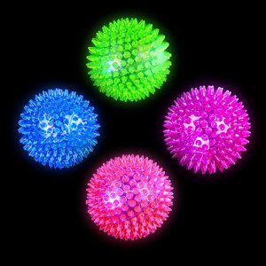 Light Up Mega Spike Ball 3.25I